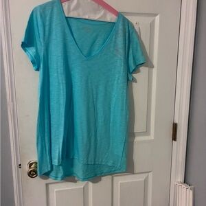 Lilly Pulitzer Aqua V Neck Short Sleeve Tee